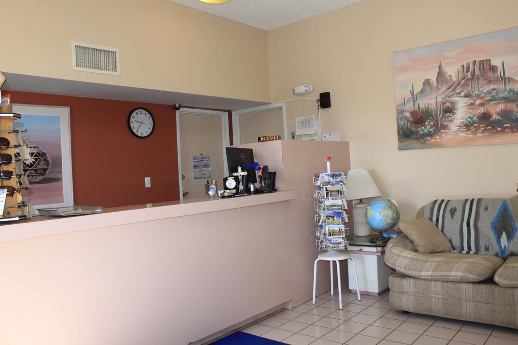 Americas Best Value Inn Нидлс Экстерьер фото