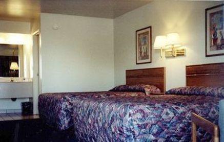 Americas Best Value Inn Нидлс Номер фото