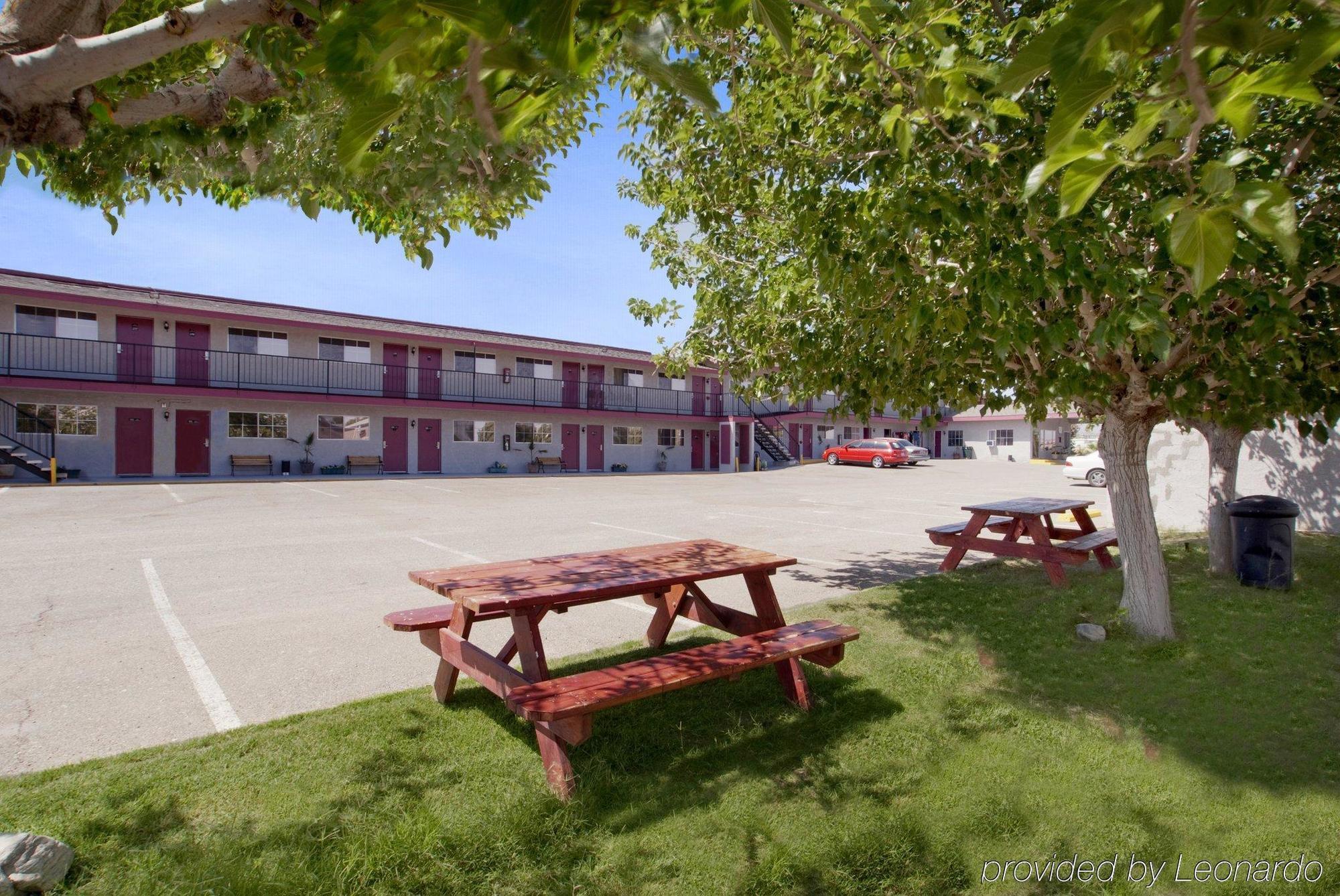 Americas Best Value Inn Нидлс Экстерьер фото